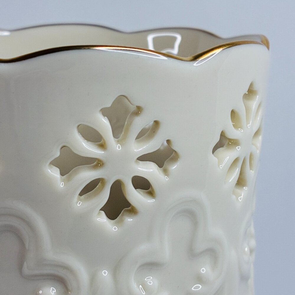 Lenox Fleur de Lis Collection Embossed Pierced Flower Vase Ivory Gold USA 7.5" - Picture 7 of 16